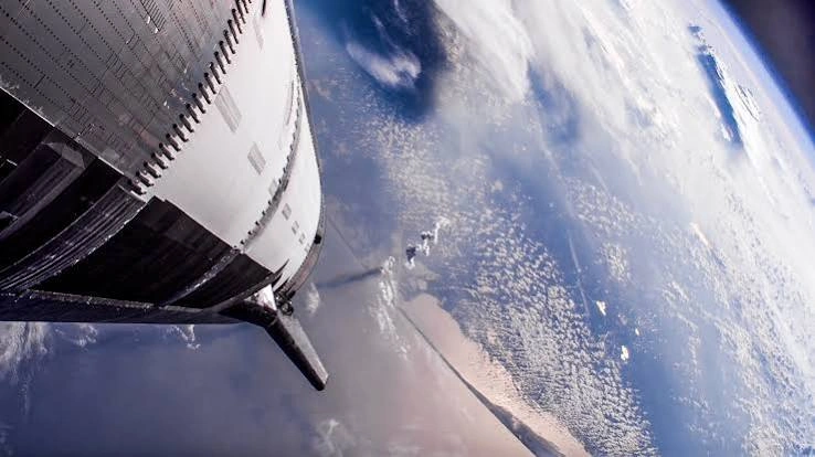 SpaceX spacecraft above Earth